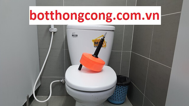 dụng cụ thông tắc cống